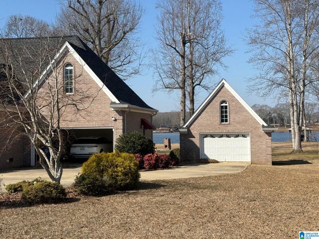 370 JAKE DRIVE, Sylacauga, AL 35151