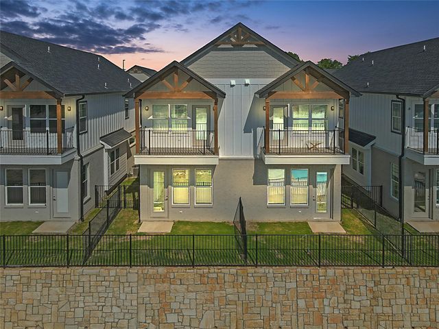 1319 W Main. Street 3, Gun Barrel City, TX 75156