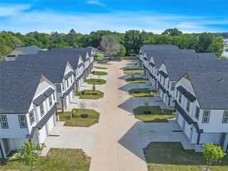 1319 W Main. Street 3, Gun Barrel City, TX 75156