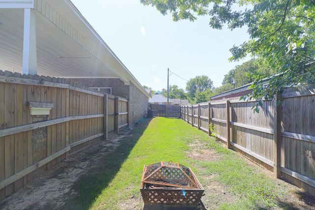 1014 Walnut, Jonesboro, AR 72401