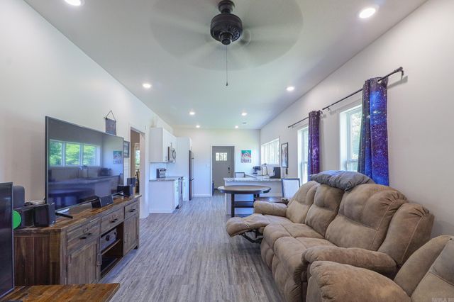 1014 Walnut, Jonesboro, AR 72401