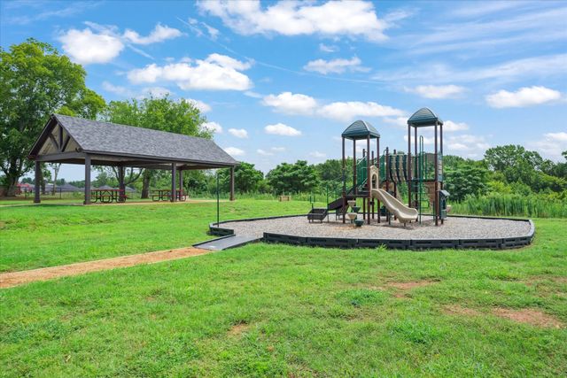 337 Kingdom Boulevard, Lindale, TX 75771