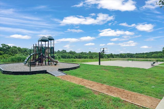 337 Kingdom Boulevard, Lindale, TX 75771