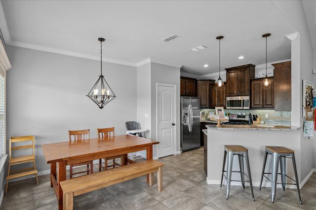 337 Kingdom Boulevard, Lindale, TX 75771