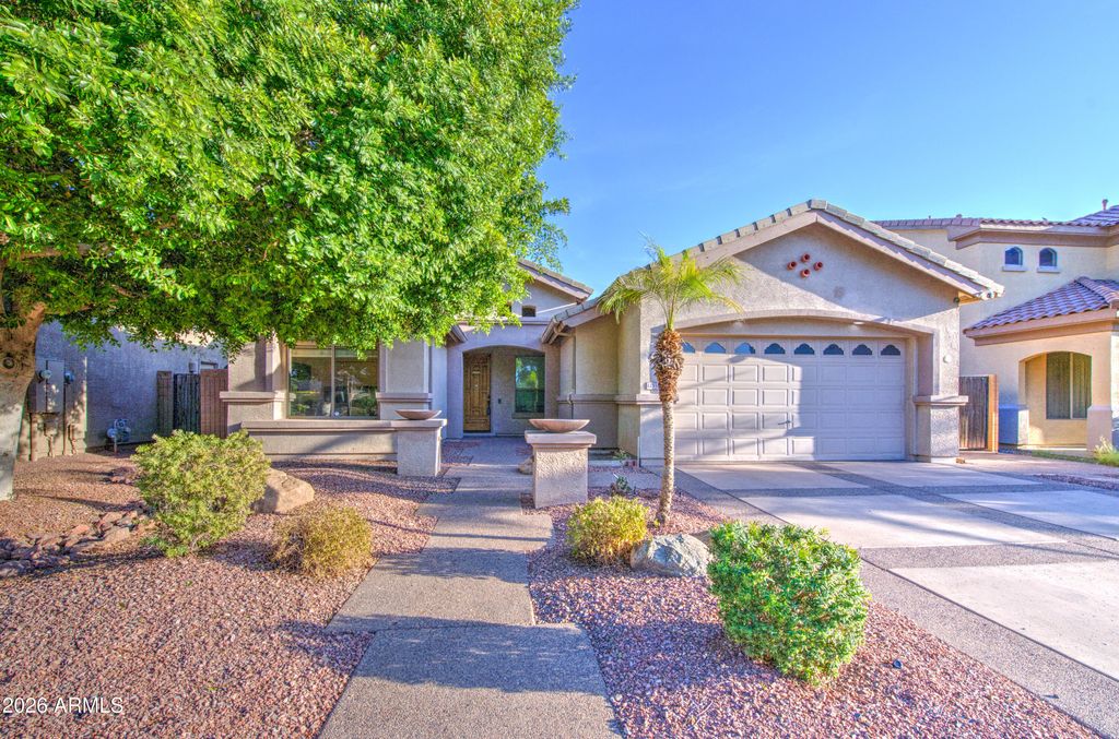 12551 W VISTA PASEO Drive, Litchfield Park, AZ 85340 — photo 2