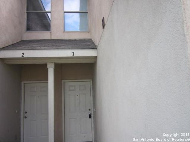 10727 Mathom Lndg Apt 3, Universal City, TX 78148