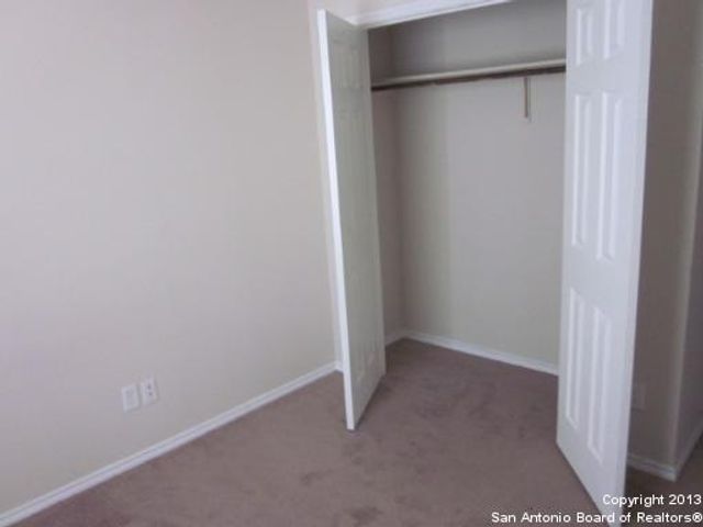 10727 Mathom Lndg Apt 3, Universal City, TX 78148