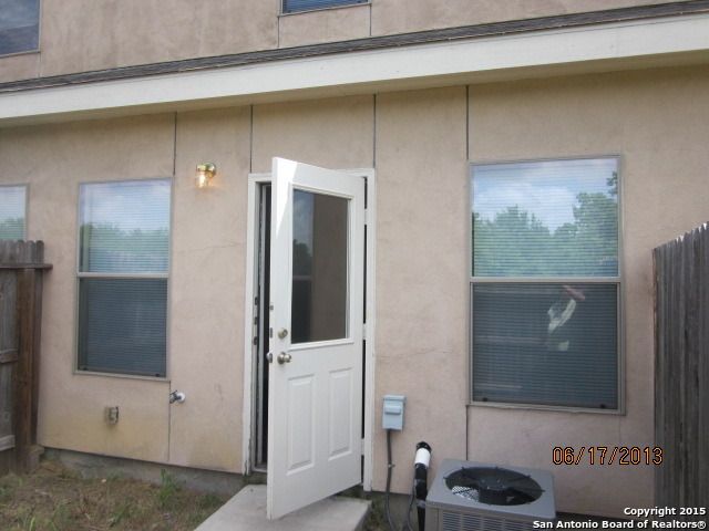 10727 Mathom Lndg Apt 3, Universal City, TX 78148