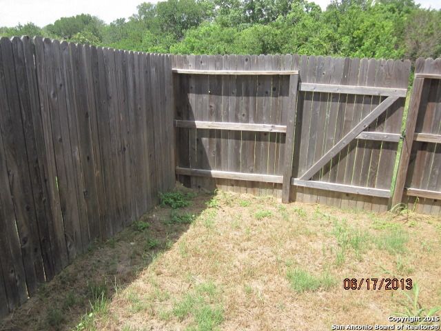 10727 Mathom Lndg Apt 3, Universal City, TX 78148