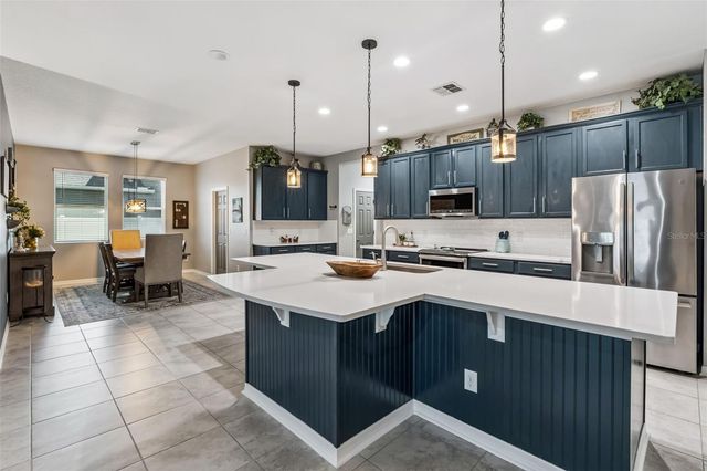 5402 DOVE COTTAGE LANE, St Cloud, FL 34771