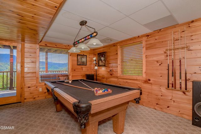 801 Kings Way, Gatlinburg, TN 37738