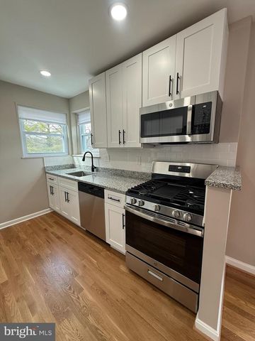 2220 AFTON ST, Temple Hills, MD 20748