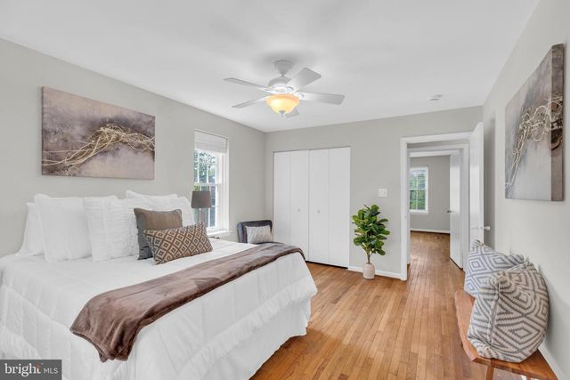 2174 GOLF COURSE DR, Reston, VA 20191