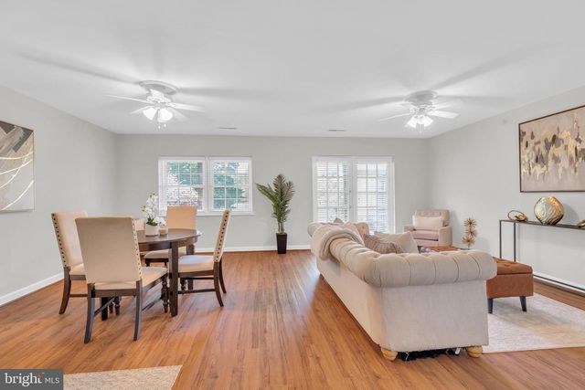 2174 GOLF COURSE DR, Reston, VA 20191
