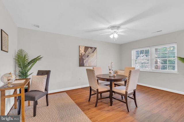 2174 GOLF COURSE DR, Reston, VA 20191