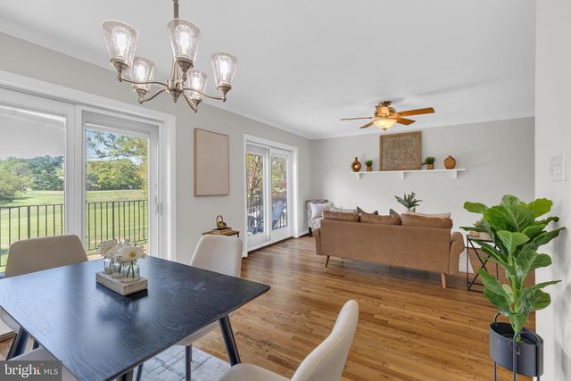 2174 GOLF COURSE DR, Reston, VA 20191