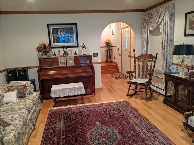 43 Villa Parkway, Highland Falls, NY 10928
