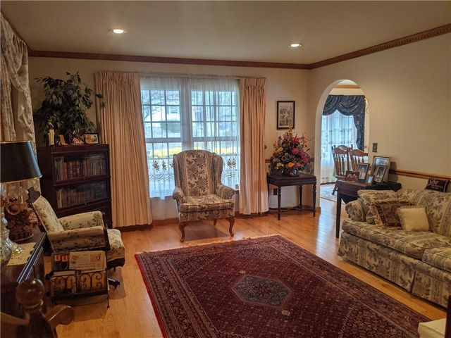 43 Villa Parkway, Highland Falls, NY 10928