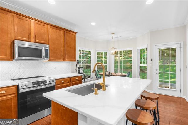162 Deer Creek Trail, Moreland, GA 30259