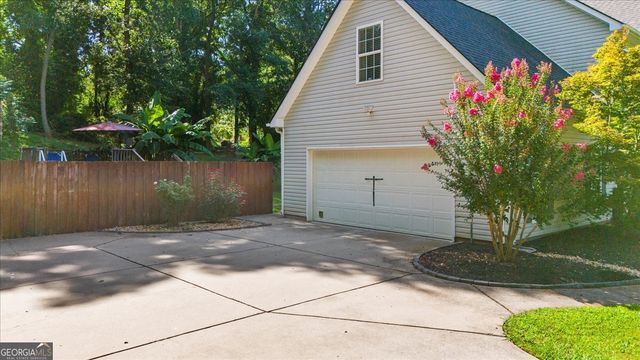 162 Deer Creek Trail, Moreland, GA 30259