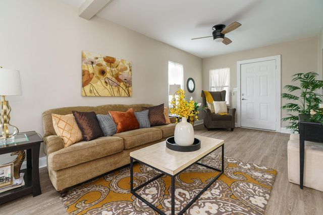 2220 Sale Road, Columbus, OH 43224