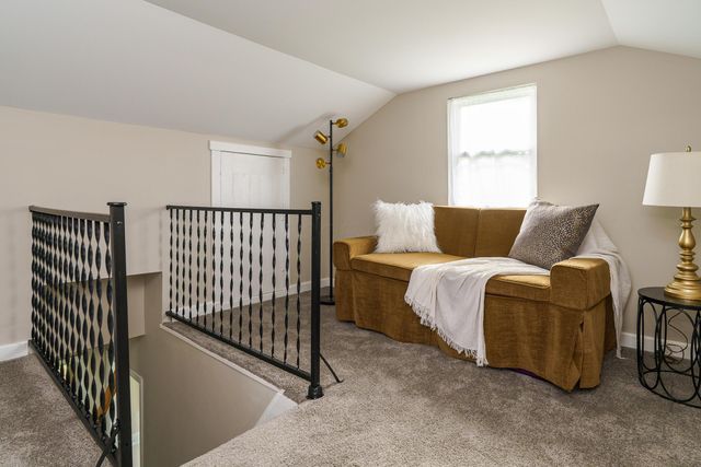 2220 Sale Road, Columbus, OH 43224