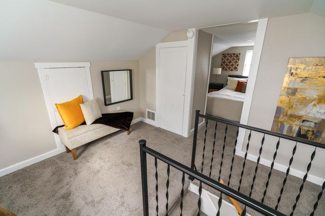 2220 Sale Road, Columbus, OH 43224