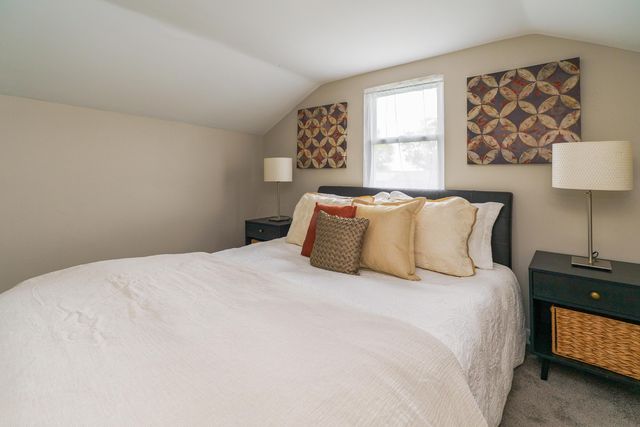 2220 Sale Road, Columbus, OH 43224