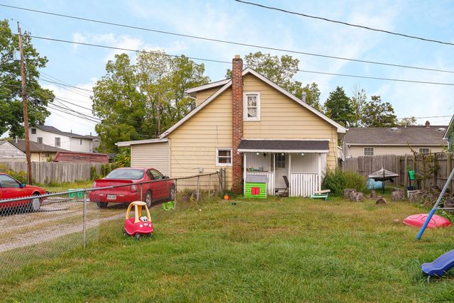 2220 Sale Road, Columbus, OH 43224