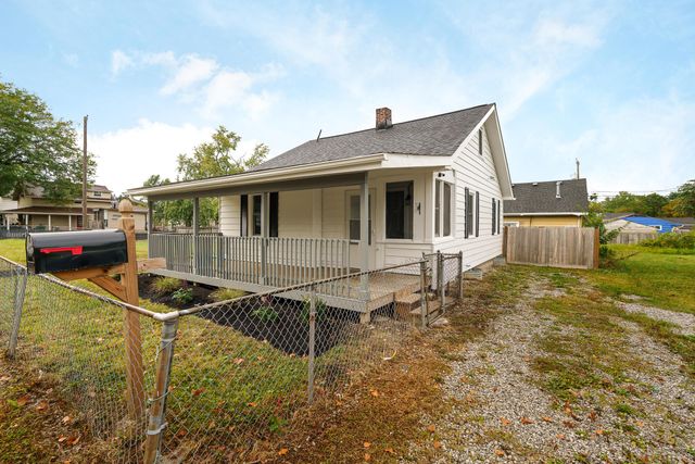 2220 Sale Road, Columbus, OH 43224