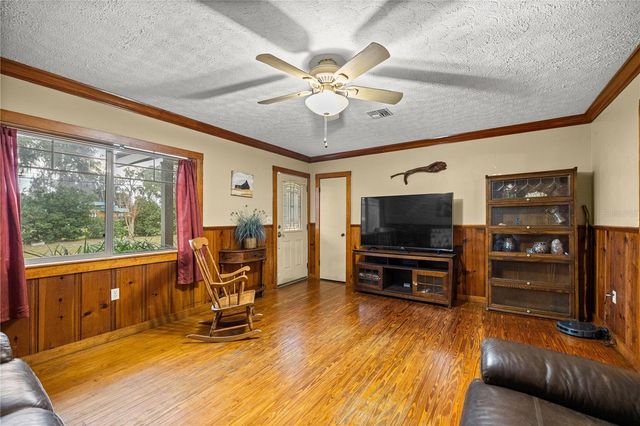 18400 N US HIGHWAY 441, Reddick, FL 32686