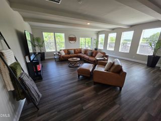 1250 Coach Station Alley 201, Raleigh, NC 27601