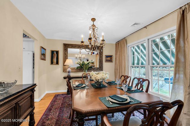 40 Brookside Lane, Little Silver, NJ 07739