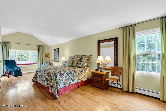 40 Brookside Lane, Little Silver, NJ 07739