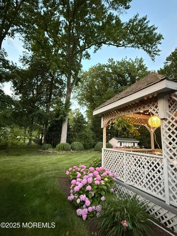 40 Brookside Lane, Little Silver, NJ 07739