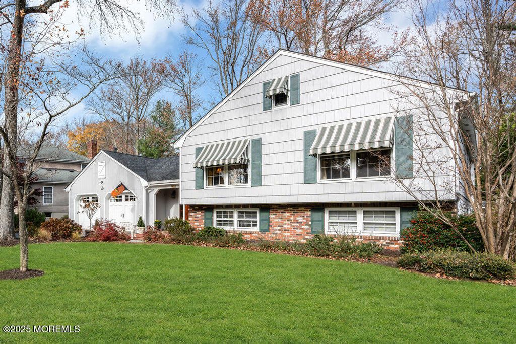 40 Brookside Lane, Little Silver, NJ 07739