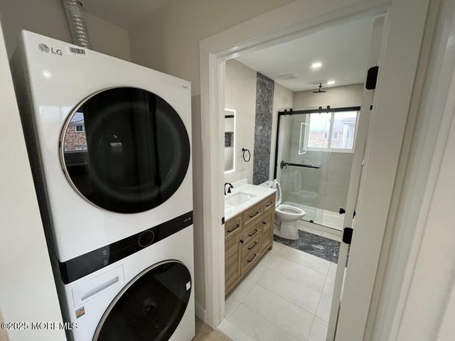 1 Ocean Avenue 4, Belmar, NJ 07719