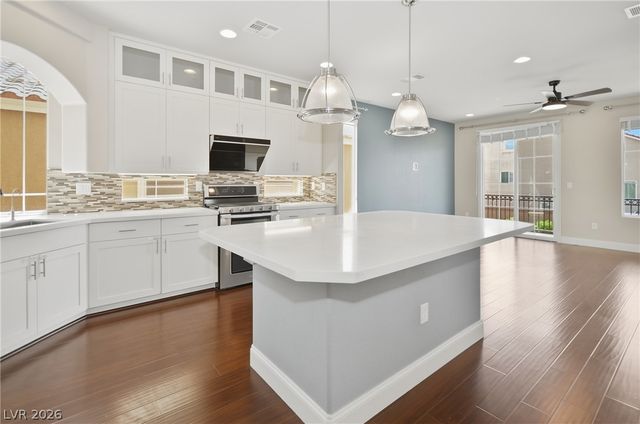 5736 Brimstone Hill Avenue, Las Vegas, NV 89141