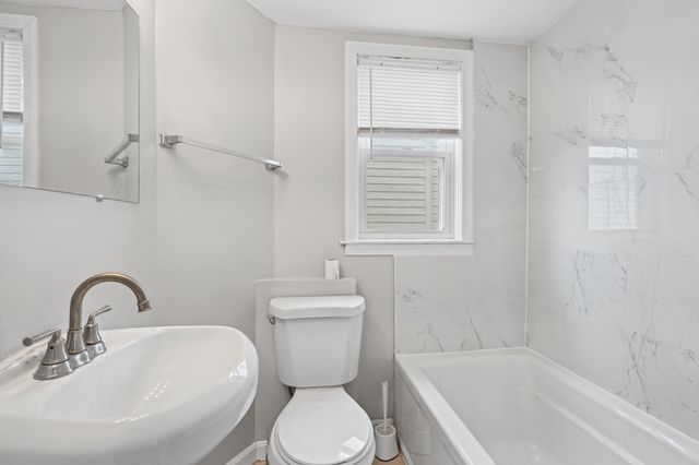 31 Calhoun 2, Everett, MA 02149