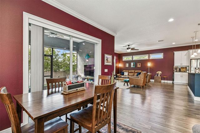 2808 W PEARL AVENUE, Tampa, FL 33611