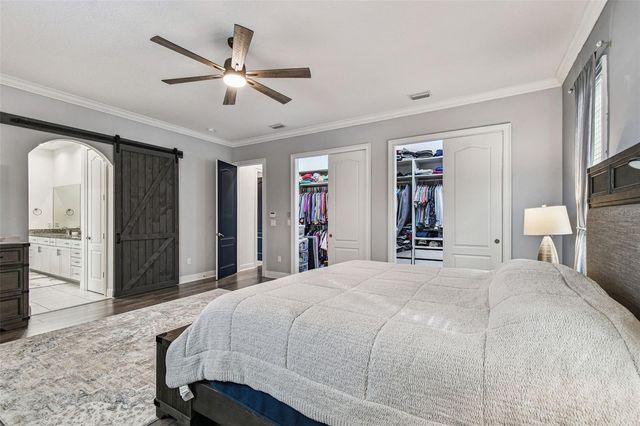 2808 W PEARL AVENUE, Tampa, FL 33611