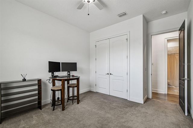 2808 W PEARL AVENUE, Tampa, FL 33611