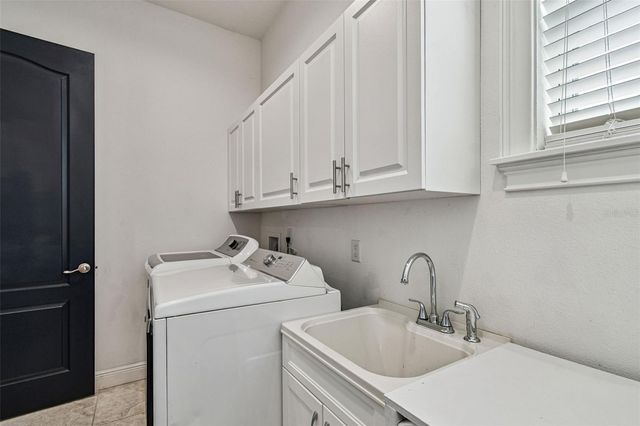 2808 W PEARL AVENUE, Tampa, FL 33611