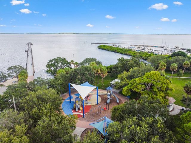 2808 W PEARL AVENUE, Tampa, FL 33611