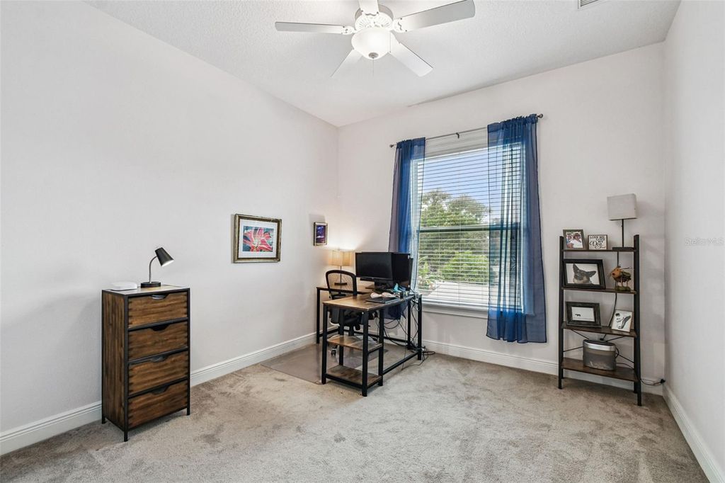 Image 45 of property listing at 2808 W PEARL AVENUE, Tampa, FL 33611