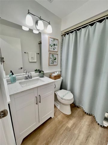 3504 BENEVA ROAD 206, Sarasota, FL 34232