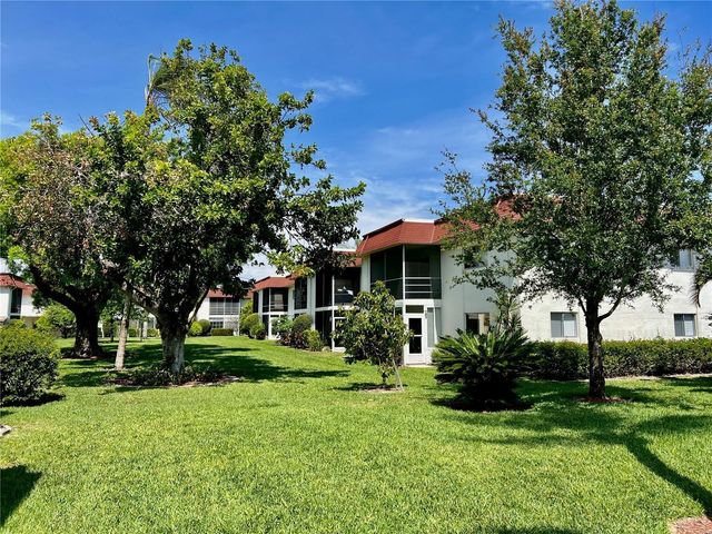 3504 BENEVA ROAD 206, Sarasota, FL 34232