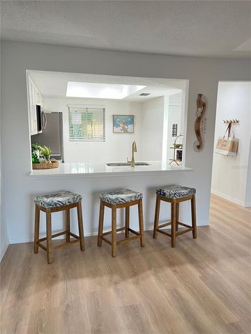 3504 BENEVA ROAD 206, Sarasota, FL 34232