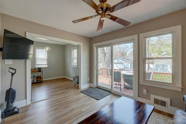 59 Wellesley Drive, Pleasant Ridge, MI 48069