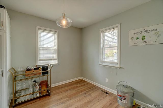 59 Wellesley Drive, Pleasant Ridge, MI 48069